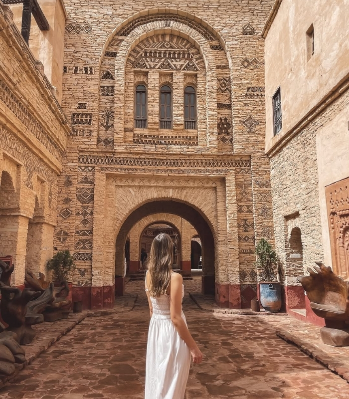 Medina cổ Casablanca. Ảnh: dielauralaura