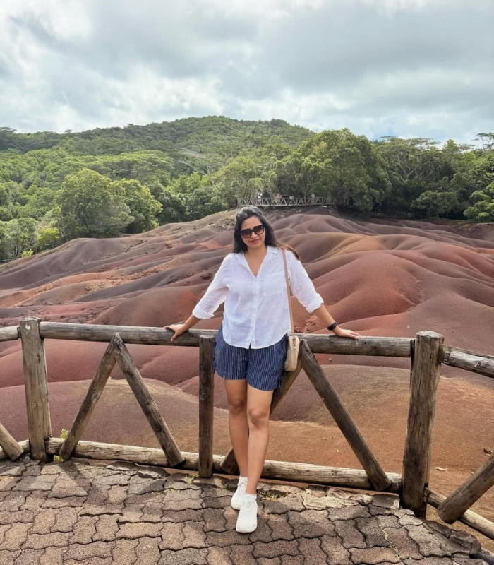 Lưu ý khi tham quan vùng đất 7 màu Chamarel. Ảnh: larsa_vianney12