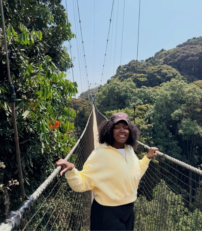 Đi bộ trên Canopy Walkway Ảnh: fiona_l.a